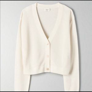 Aritzia Wilfred Light Cropped Cardigan_Oak